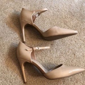 Calvin Klein Nude Stiletto Pumps - Size 7M